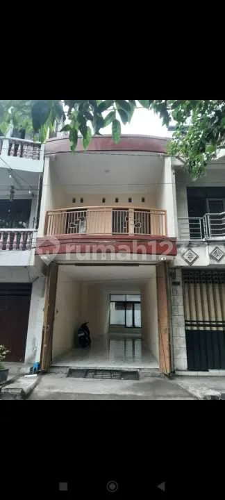 Dijual Bangunan Baru 2025 Ruko Plus Rumah Area Belakang 2 Lantai Pinggi Jalan Kota Singaraja Buleleng - Bali in Bali