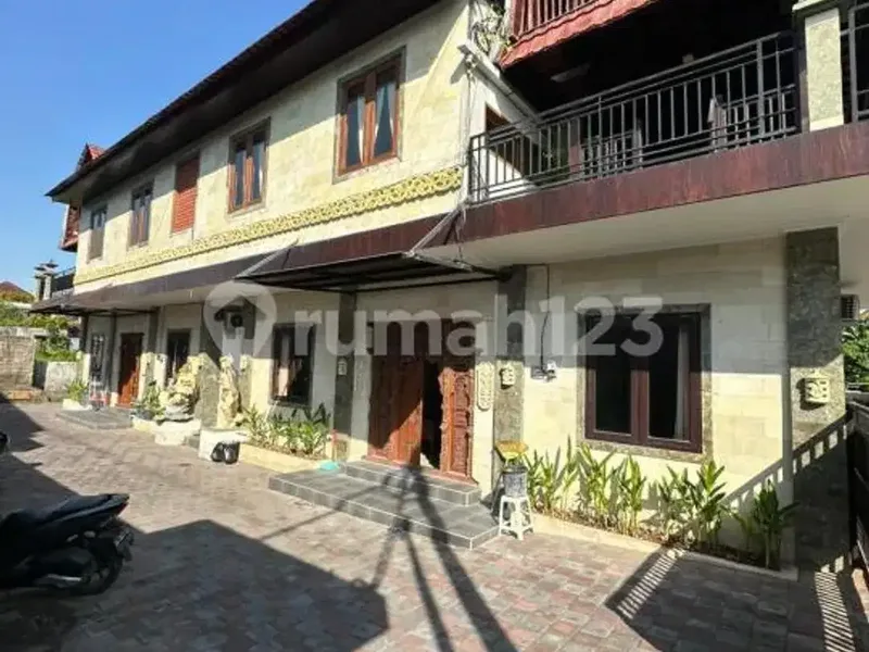 Rumah Estetik Style Klasik Perpaduan dengan Interior Modern - Real Estate in Bali