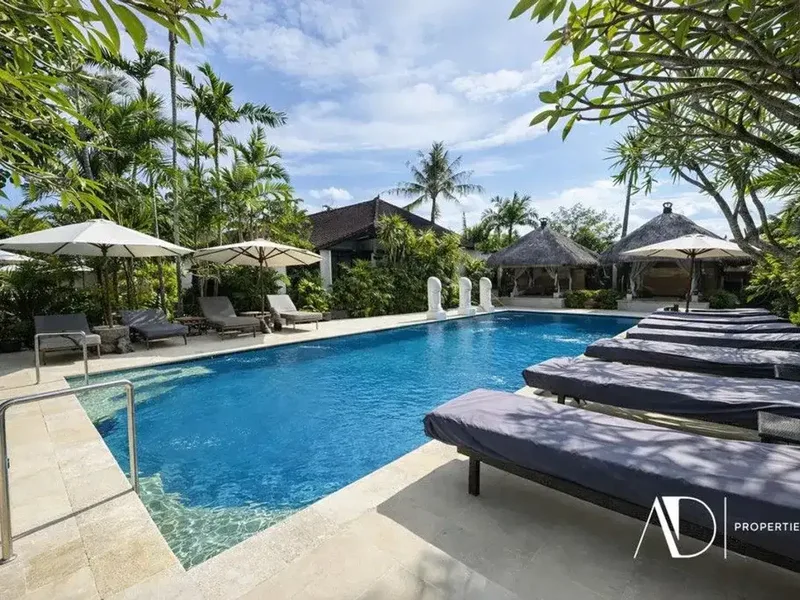 FREEHOLD / LEASEHOLD | 5-BEDROOM BUNGALOW COMPLEX IN PRIME SANUR - Real Estate in Bali