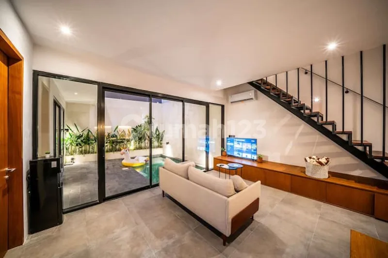 Villa Tumbak Bayuh Dijual - Real Estate in Bali