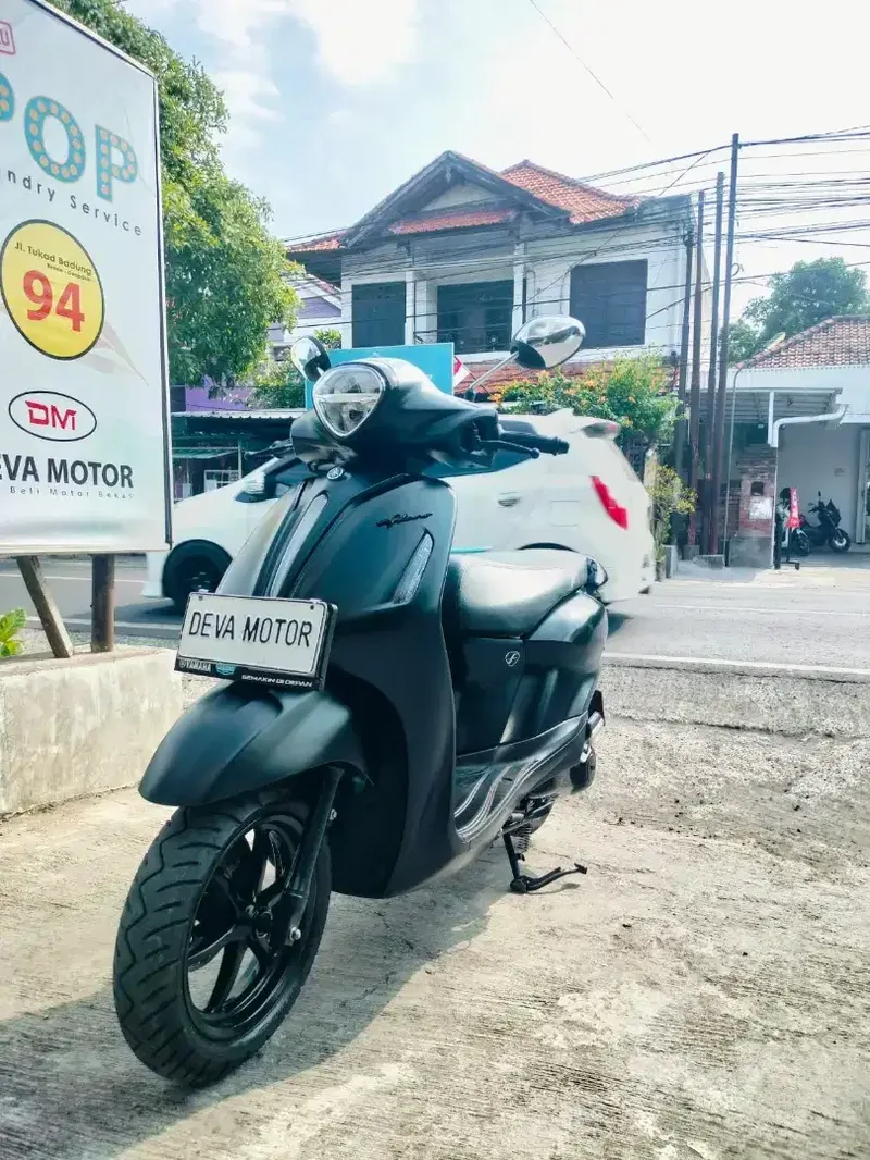 Grand Filano hitam 2024 Deva motor - Vehicles in Bali