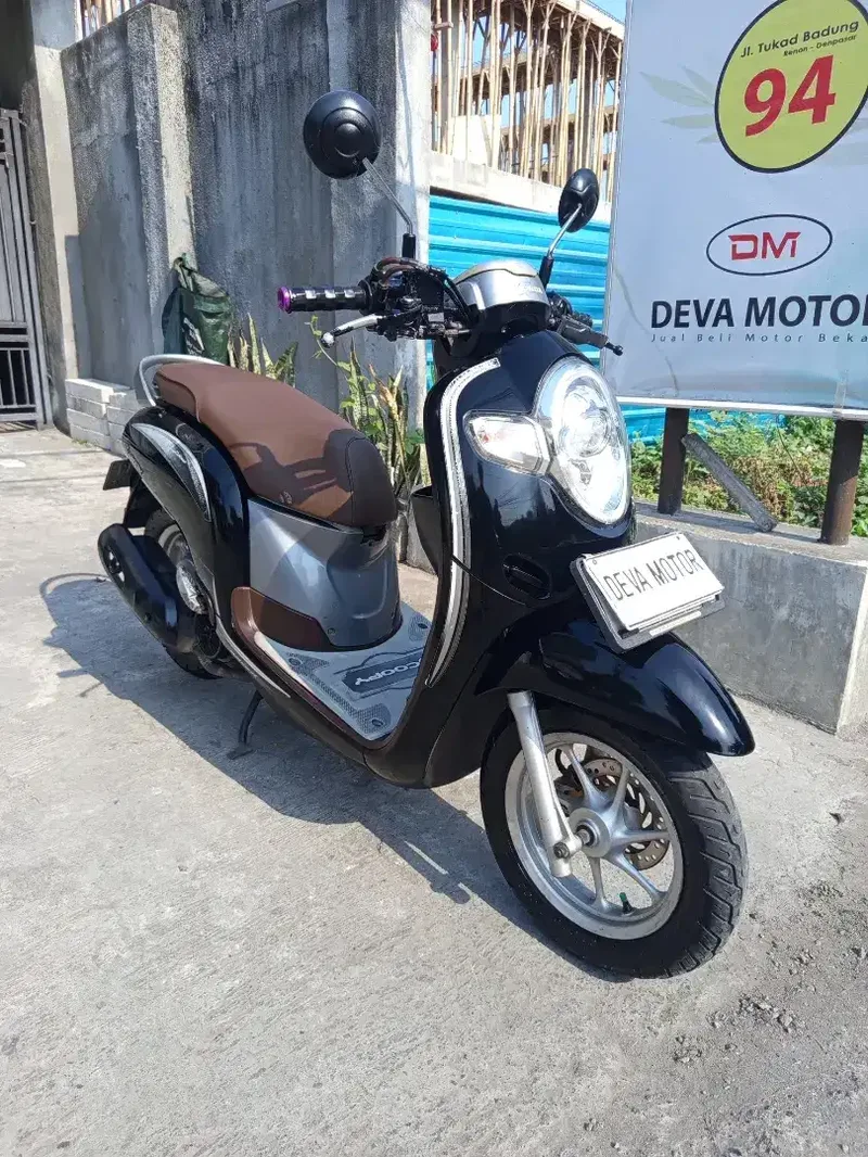 Scoopy 20188 hitam Deva motor - Vehicles in Bali
