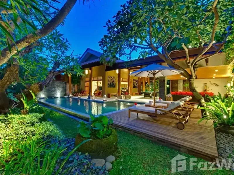 4 Bedroom Villa for sale in Seminyak, Bali - Real Estate in Bali