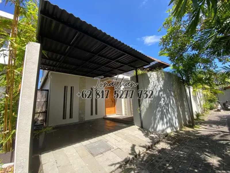 Dijual Villa Mewah Modern 4 Kamar SHM di Kesari Sanur Beach Denpasar Bali - VSMEK - Real Estate in Bali