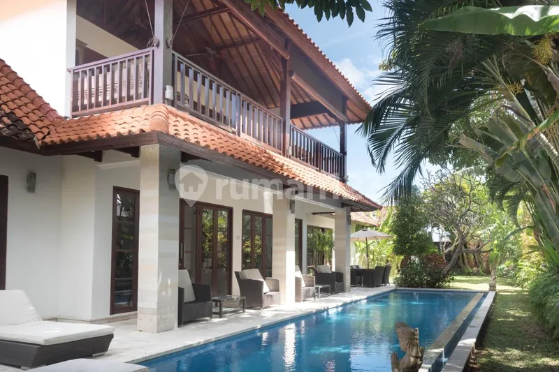 Authentic Bali Style Villa With Lush Garden In Prime Umalas - Real Estate in Bali