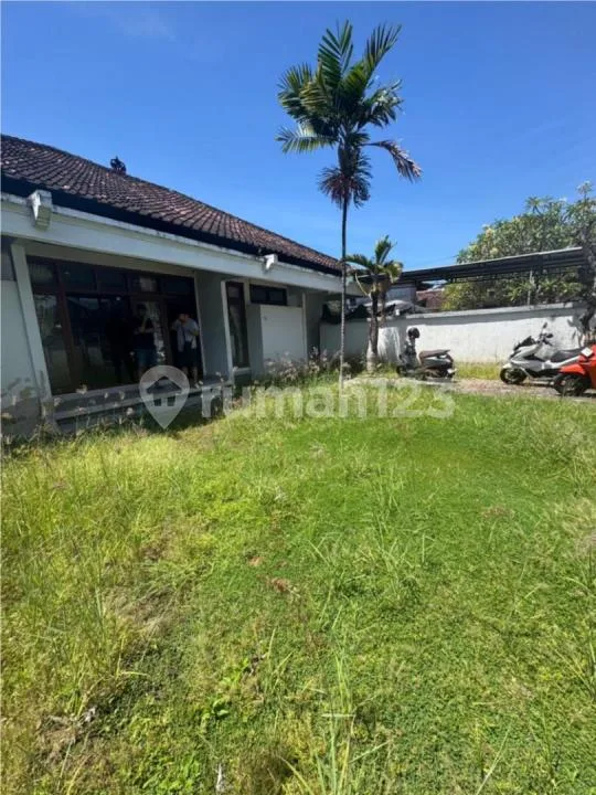 For Long Lease - Clasic House At Sanur Area Suitable For Shop Or Villa - Bali in Bali
