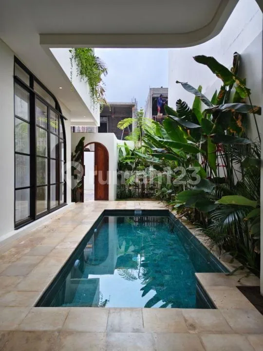 Sale Or Lease New Brand Villa Modern Tropis di Pecatu - Bali in Bali