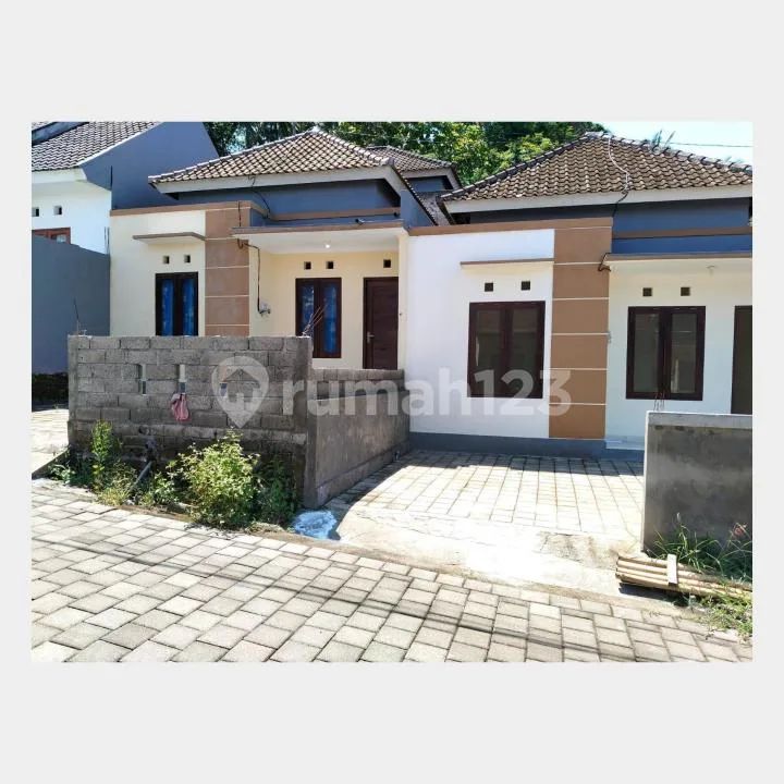 Rumah Lokasi Strategis, Udara Segar, Lokasi di Tabanan Kota - Real Estate in Bali