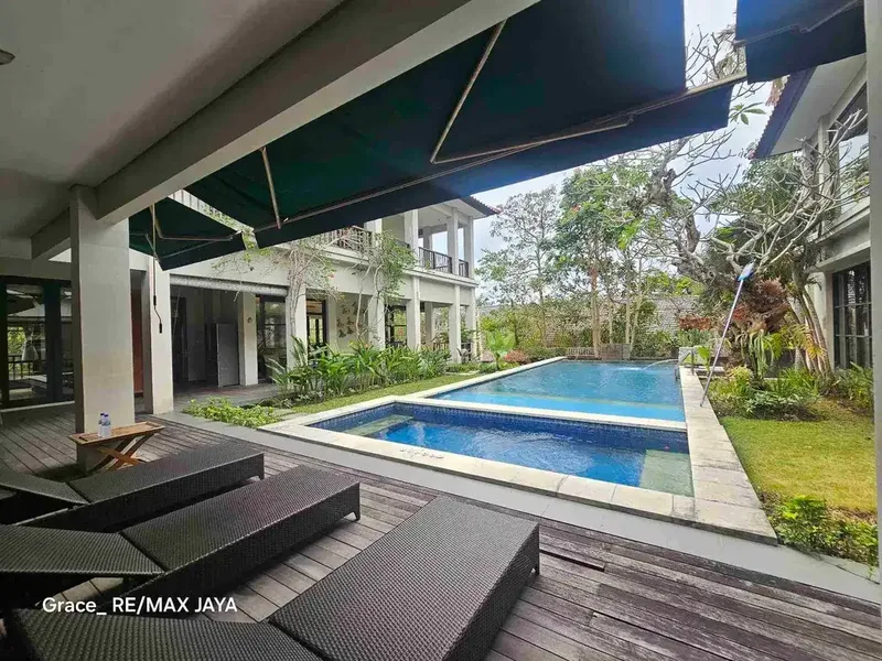 Timeless Tropical Luxury Villa Mansion di Area Jimbaran, dekat Four Season Hotel - Bali in Bali