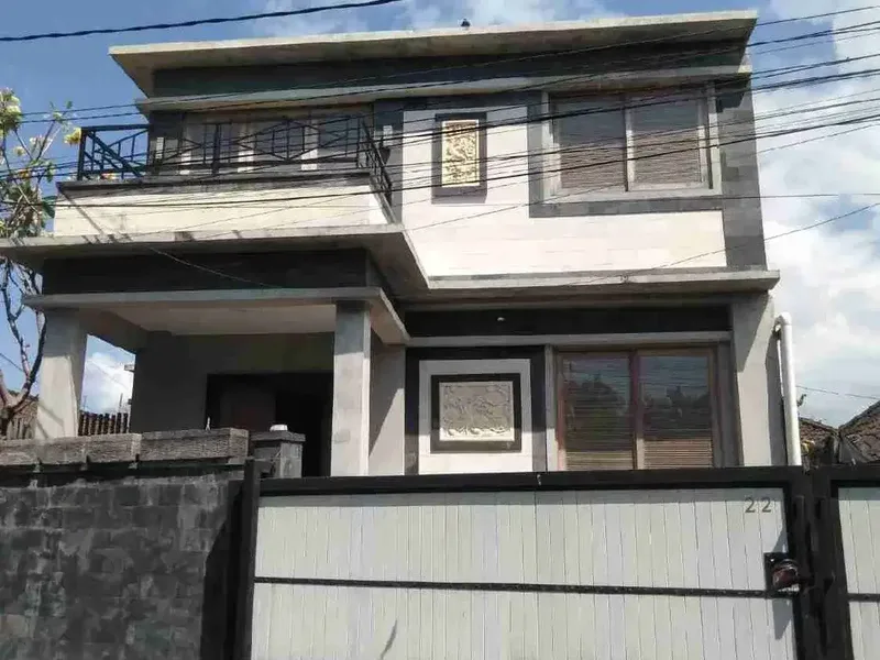 Rumah Semi Villa Dekat Simpang 6 Teuku Umar Denpasar - Real Estate in Bali