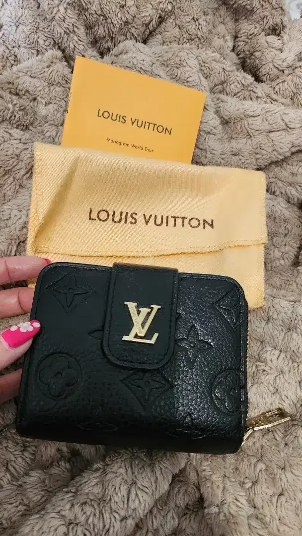 Dompet Lipat Kulit Hitam L v - Fashion in Bali