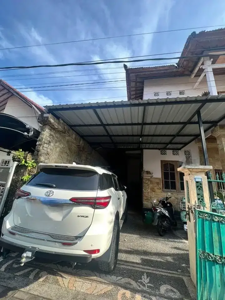 Rumah 2 Lantai Terawat Siap Huni di Denpasar Timur - Real Estate in Bali