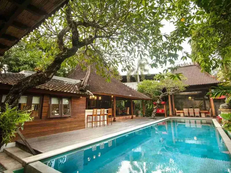 joglo villa in Kerobokan - Real Estate in Bali