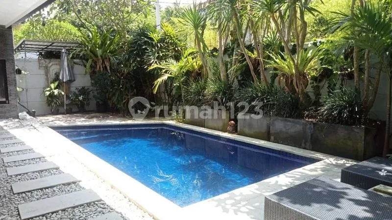 Sewa/ Jual Villa 2 Lantai.+ Pool + Rooftop Tibubeneng -Canggu - Real Estate in Bali