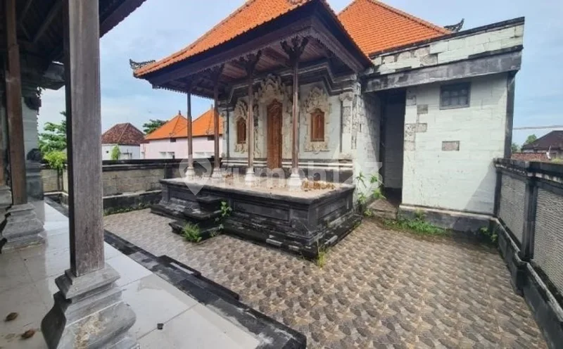 2 In 1 di Batubulan - Ruko + Rumah Tinggal, Satu Properti Dua Sumber Penghasilan! - Real Estate in Bali