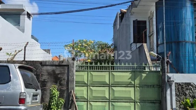 Rumah Style Villa dan Tanah di Permata Gatsu Regency Denpasar - Bali in Bali
