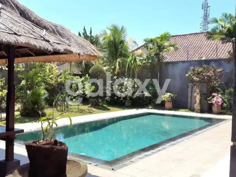 RUMAH SEMI VILLA 2 LANTAI DI GURITA SESETAN DENPASAR, BALI - Real Estate in Bali