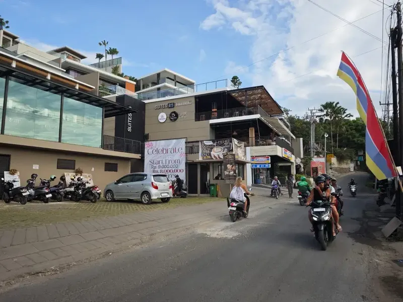 Tanah Sewa Jl Pantai Balangan - Real Estate in Bali