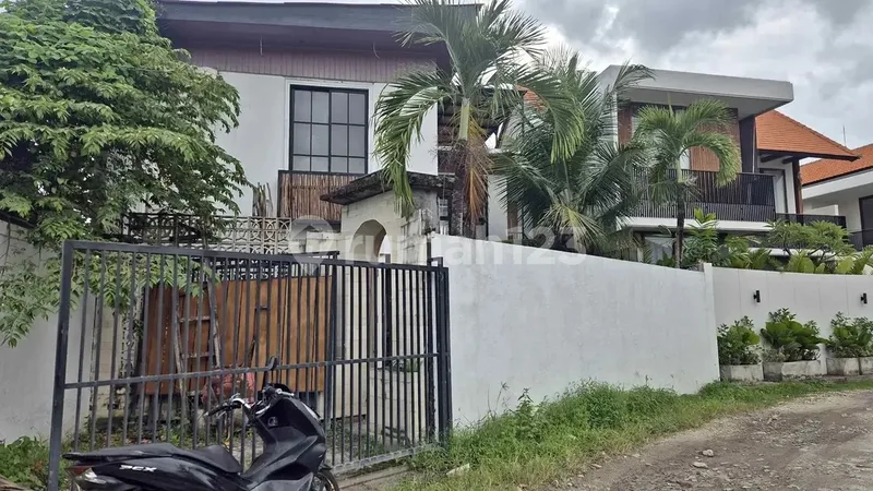 Villa Unfurnish Dekat Pantai Cemagi - Cemagi, Badung - Real Estate in Bali