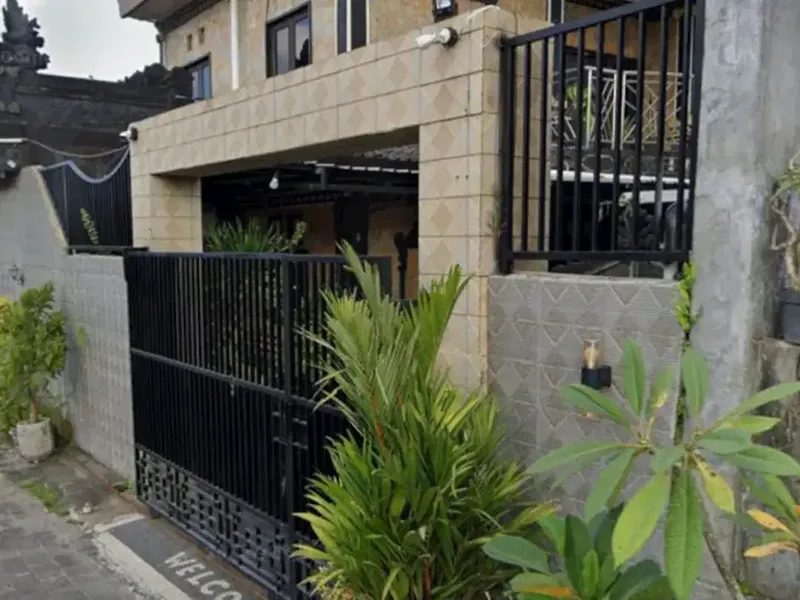 Tinggal Praktis di Tengah Kota – Rumah Modern Minimalis - Real Estate in Bali