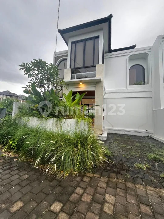 Brand New Modern Villa In A Premium Residential One Gate System Nusa Dua Bali - Real Estate in Bali