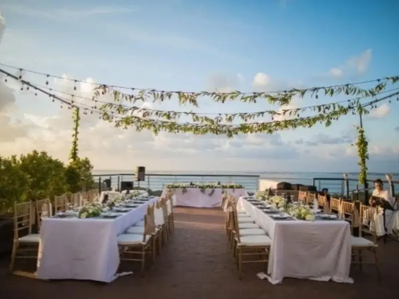Boutique Hotel with Ocean View in Nusa Dua - Real Estate in Bali