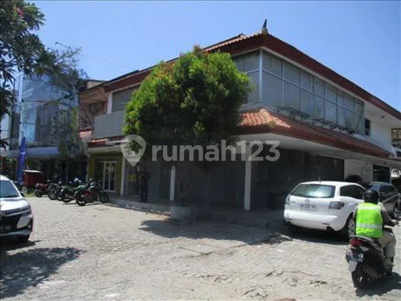 Ruko 2 Lantai di Komp Pertokoan Tragia Nusa Dua, Kuta, Bali - Real Estate in Bali