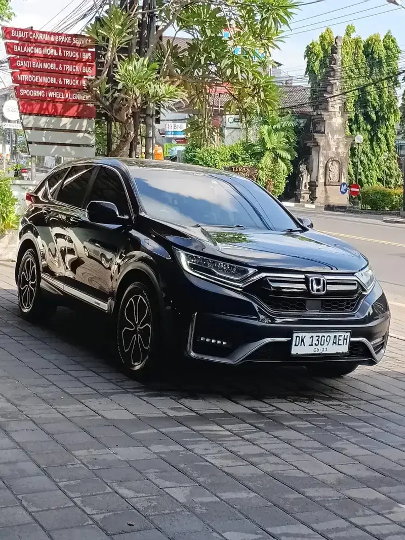 HONDA CR-V TURBO PRESTIGE SENSING LOW KM SIAP PAKAI - Bali in Bali