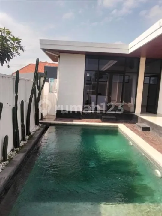 Villa Semi Furnished Padang Linjong Canggu - Real Estate in Bali