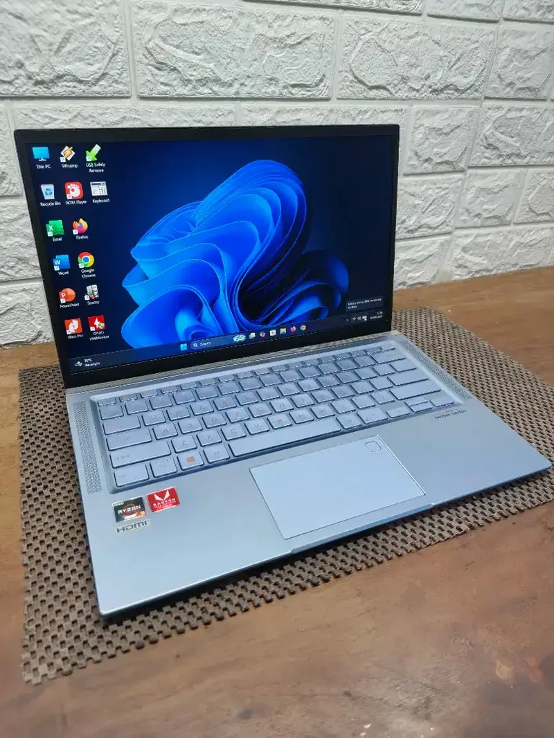 Asus Zenbook UM431DA AMD Ryzen 5 (8/512gb) 14 inch Slim NORMAL - Electronics in Bali