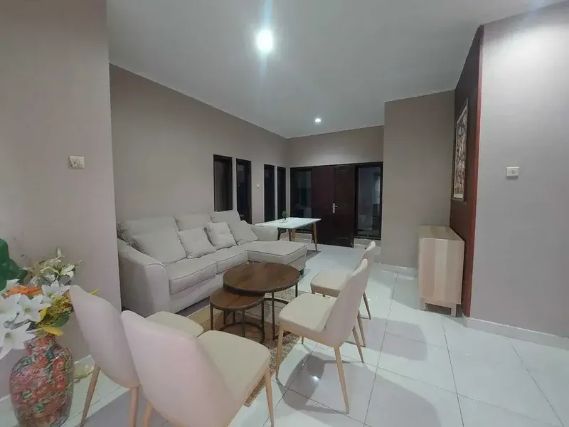 Disewakan Rumah 1,5 Lantai One Gate Sistem di Taman Mumbul, Nusa Dua - Real Estate in Bali