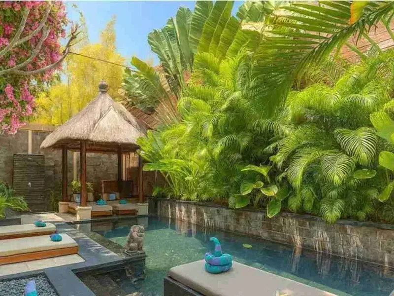 Vila Mewah Jalan Kaki ke Pantai di Seminyak Bali - Real Estate in Bali