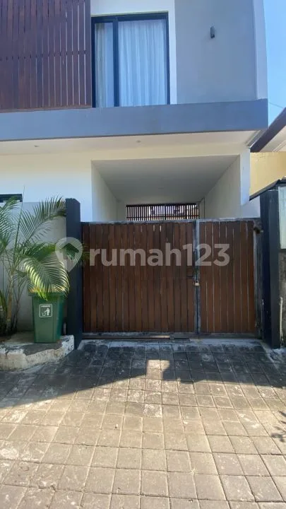 Rumah Vila Dekat Kampus Unud Jimbaran Bali - Real Estate in Bali