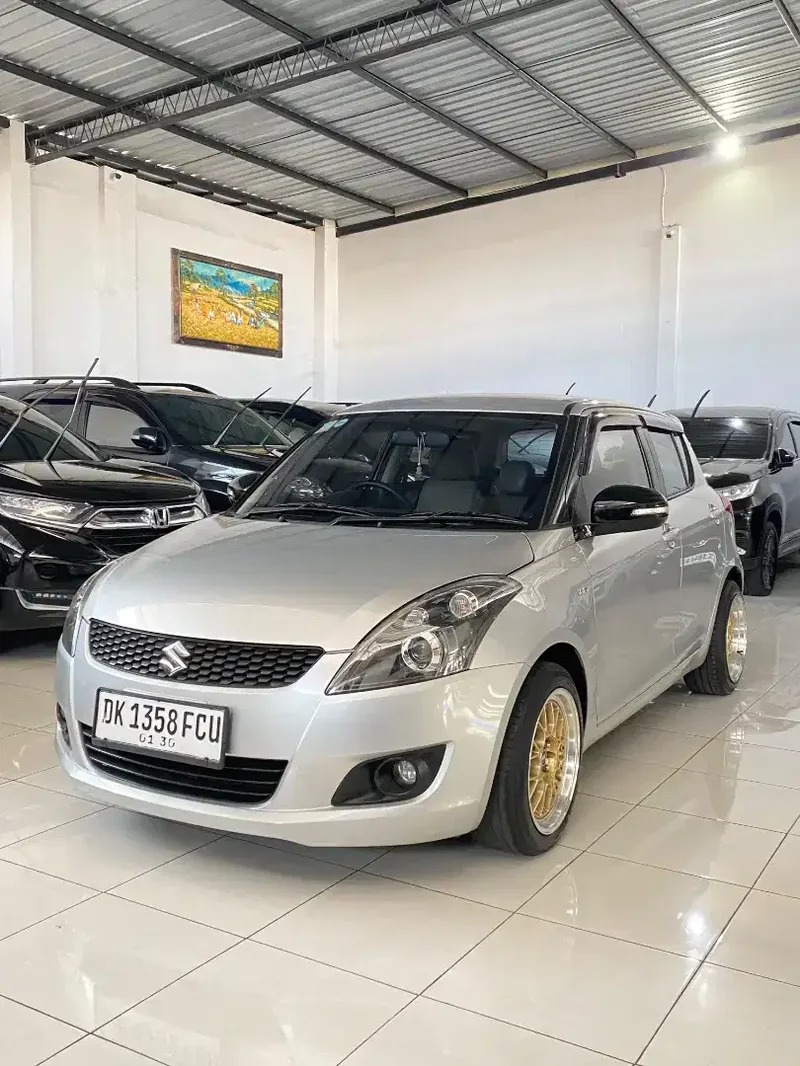 SWIFT GS MATIC TAMPILAN GANTENG LOW KM SIAP PAKAI - Vehicles in Bali