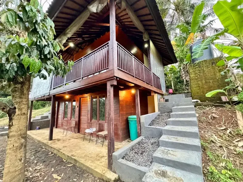 Tanah kebun 33are (Bonus Villa Kayu Siap Huni) Kawasan Wisata Megati Sesandan, Tabanan Bali - Real Estate in Bali