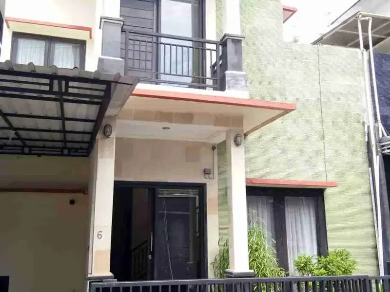 Disewakan Rumah Minimalis 2 Lantai, Furnished di Panjer, dekat Renon dan Sanur - Real Estate in Bali