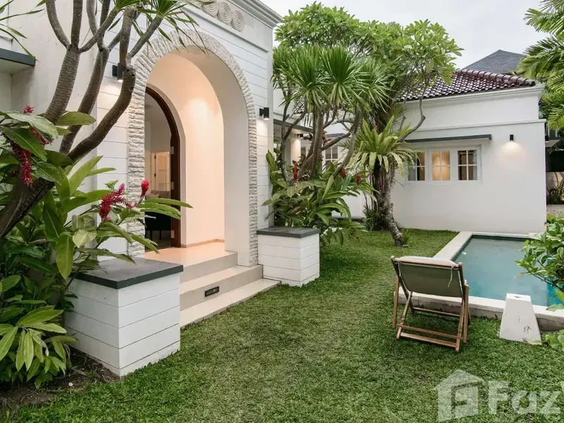 3 Bedroom Villa for sale in Kerobokan, Bali - Real Estate in Bali