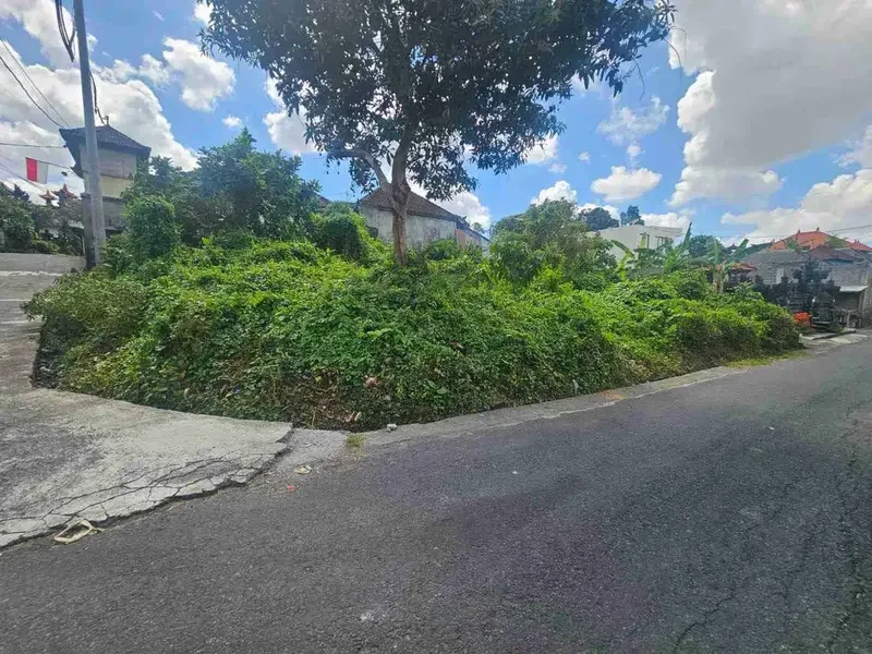 TANAH LUASAN KECIL DI KAWASAN VILLA TUMBAKBAYUH - Real Estate in Bali