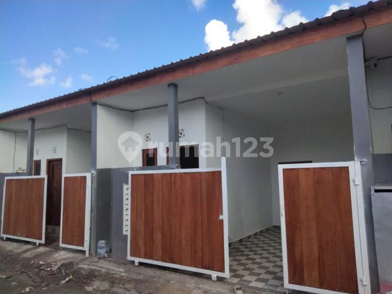 Rumah Siap Huni Kondisi Baru Lokasi Pemogan Denpasar Selatan - Real Estate in Bali