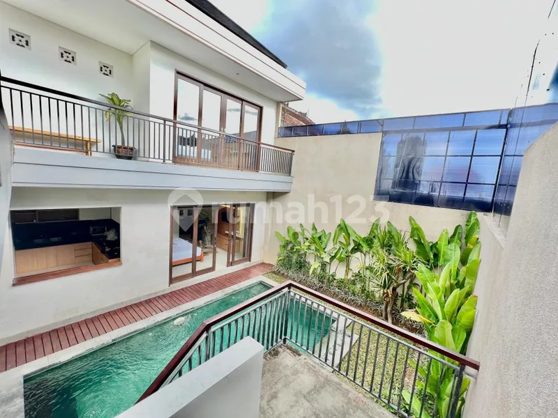 Disewakan Villa Private Lokasi Strategis di Seminyak - Real Estate in Bali