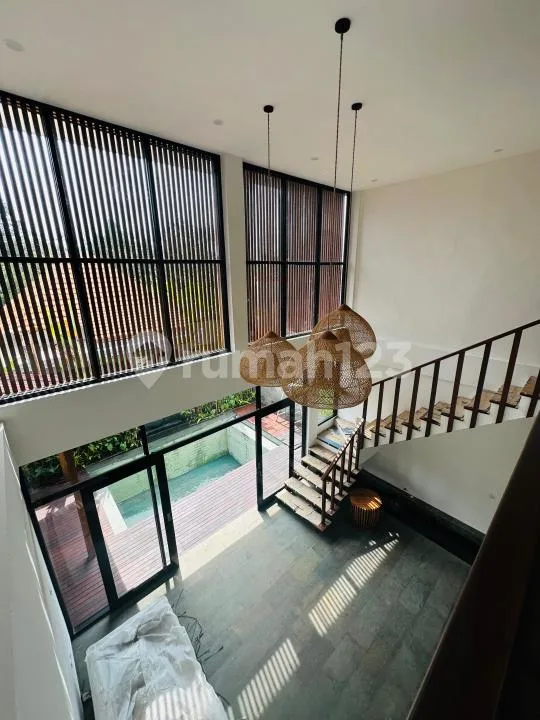 Villa Baru dan Studio Kawasan Wisata Dekat Center Ubud - Real Estate in Bali