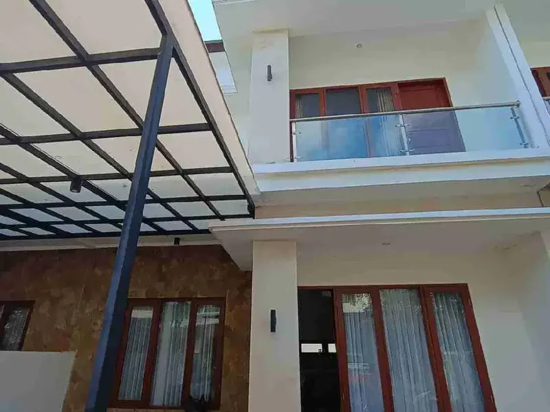 Disewakan rumah nyaman di Taman Seminyak suites. - Real Estate in Bali