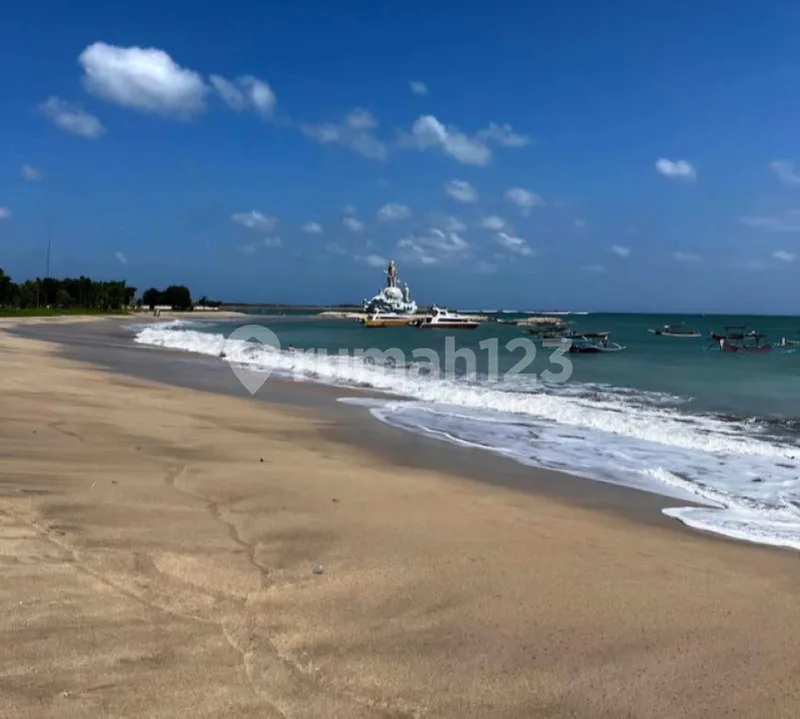 Dijual Cepat Tanah Beach Front di Pantai Jerman, Kuta, Bali - Real Estate in Bali
