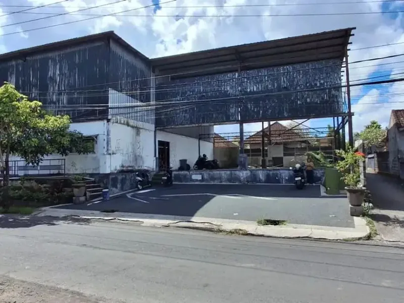 Disewakan tempat uusaha & kantor jalan utama Padonan, Canggu - Real Estate in Bali