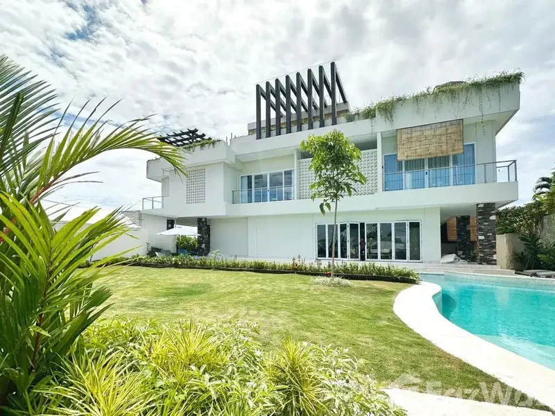 5 Bedroom Villa for sale in Mengwi, Bali - Real Estate in Bali