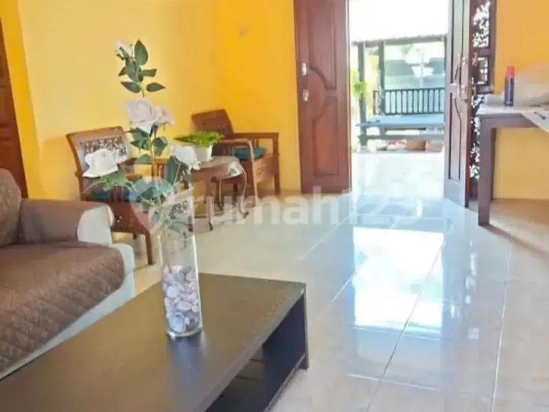Disewakan Rumah dengan 3 Kamar Tidur Desain Modern - Real Estate in Bali