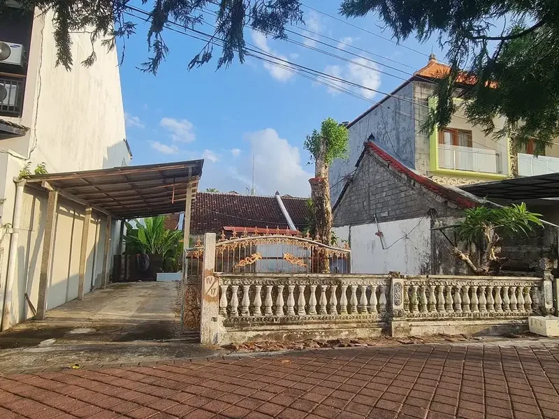 DIJUAL LAHAN KECIL LOKASI STRATEGIS AREA KUTA - Real Estate in Bali