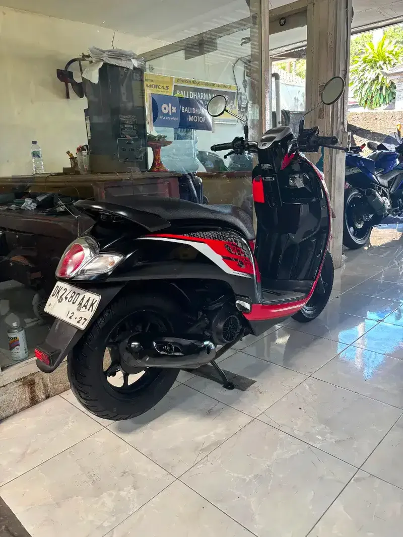 Honda Scoopy thn. 2017 cash. Bali dharma motor - Vehicles in Bali