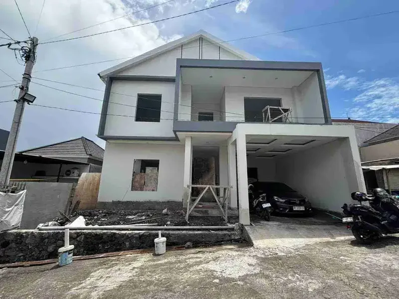Rumah Baru Gress Berkelas 150M2 Elit Buluh Indah Gatsu Barat Jl5mtr - Real Estate in Bali