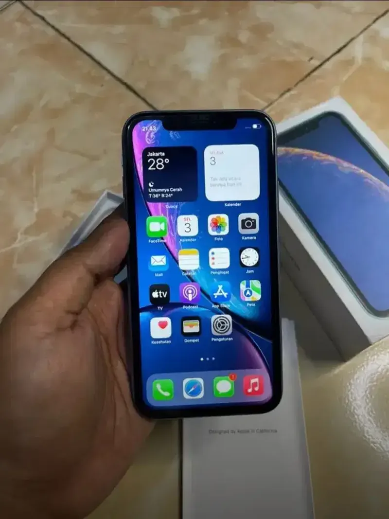 Iphone XR 128GB fulset Dual Sim kondisi mulus - Bali in Bali